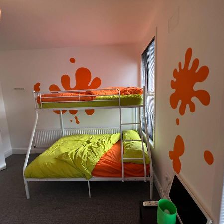 Villa Nickelodeon House Great For Kids Blackpool Exterior foto