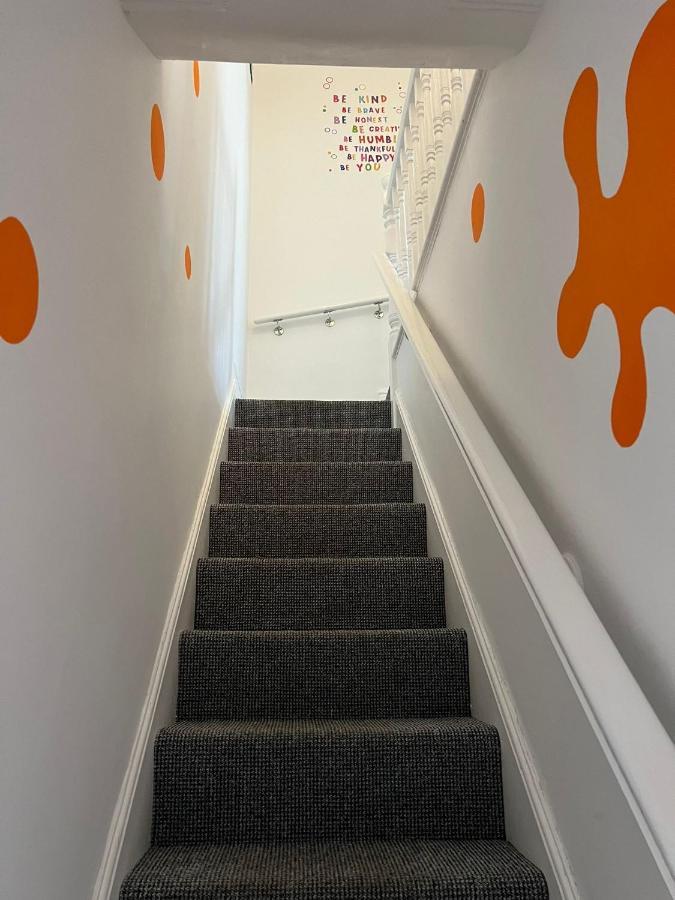 Villa Nickelodeon House Great For Kids Blackpool Exterior foto