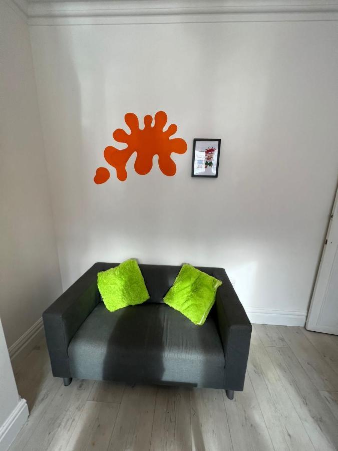Villa Nickelodeon House Great For Kids Blackpool Exterior foto